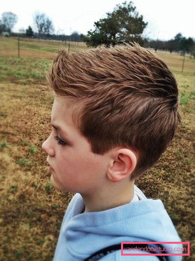 Haarschnitt Igel für Jungen